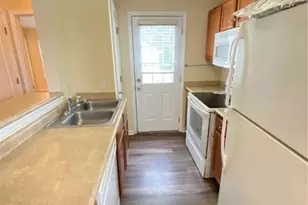 27 Rosa Ln, Savannah, GA 31419 - Photo 5