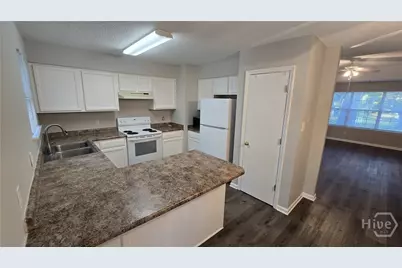 122 Penn Station, Savannah, GA 31410 - Photo 7