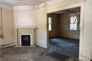 641 E 39th St, Savannah, GA 31401 - Photo 7