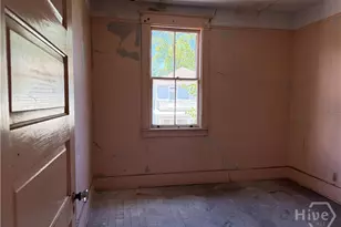 641 E 39th St, Savannah, GA 31401 - Photo 11