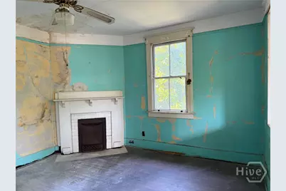 641 E 39th Street, Savannah, GA 31401 - Photo 9