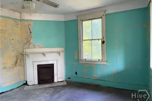 641 E 39th St, Savannah, GA 31401 - Photo 9