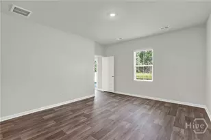 137 Barefoot Dr, Savannah, GA 31302 - Photo 13