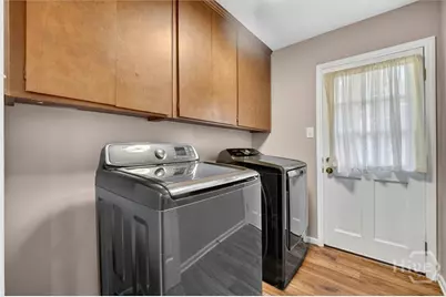 109 N Cromwell Road, Savannah, GA 31410 - Photo 15