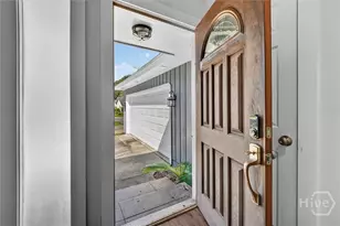 109 N Cromwell Rd, Savannah, GA 31410 - Photo 5