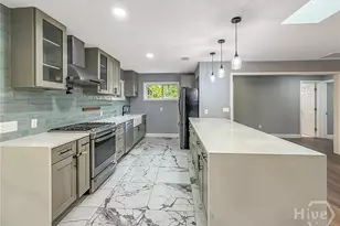 315 Kensington Dr, Savannah, GA 31405 - Photo 11