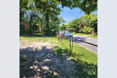 1001 Bowden Street, Savannah, GA 31415 - Photo 9