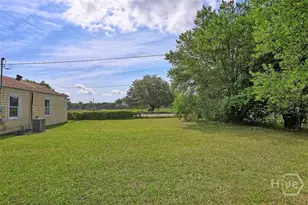 2221 E 57th St, Savannah, GA 31404 - Photo 23