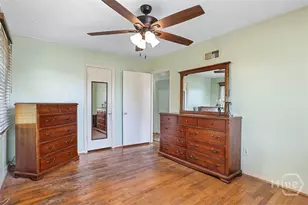 2221 E 57th St, Savannah, GA 31404 - Photo 19