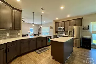 155 James Dr, Richmond Hill, GA 31324 - Photo 9
