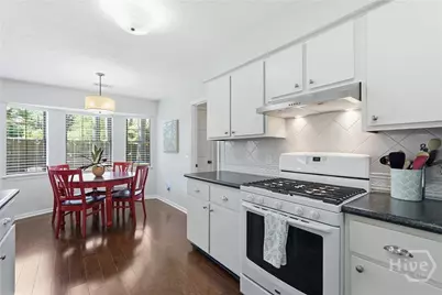 7 E Gazebo Lane, Savannah, GA 31410 - Photo 9