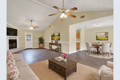 189 W Kenny Drive, Hinesville, GA 31313 - Photo 7