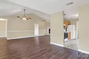 189 W Kenny Dr, Hinesville, GA 31313 - Photo 15