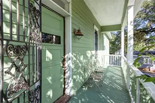 305 W Duffy St, Savannah, GA 31401 - Photo 9