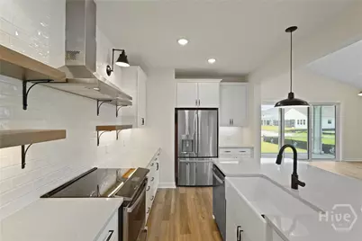 172 Mage Street, Savannah, GA 31302 - Photo 17