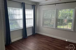 21 E 61st St, Savannah, GA 31405 - Photo 17