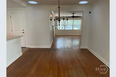 21 E 61st Street, Savannah, GA 31405 - Photo 9