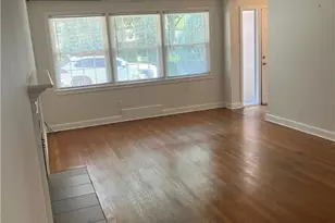 21 E 61st St, Savannah, GA 31405 - Photo 17