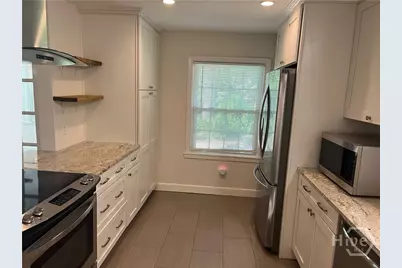 21 E 61st Street, Savannah, GA 31405 - Photo 5