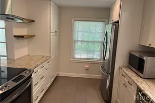 21 E 61st St, Savannah, GA 31405 - Photo 5