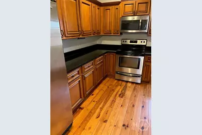 555 E Harris Street, Savannah, GA 31401 - Photo 9