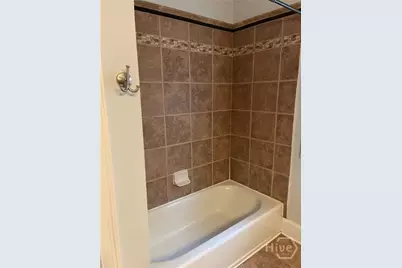 555 E Harris Street, Savannah, GA 31401 - Photo 13