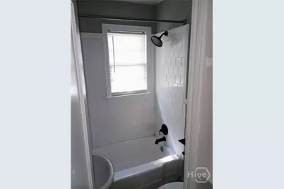 119 W 60th Street #B, Savannah, GA 31405 - Photo 7