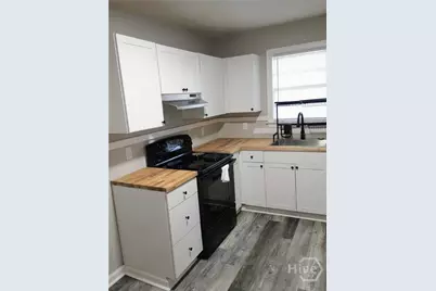 119 W 60th Street #B, Savannah, GA 31405 - Photo 5