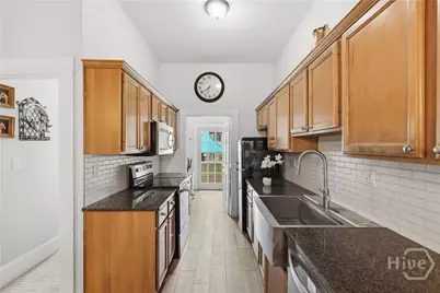544 E Gaston Street, Savannah, GA 31401 - Photo 11