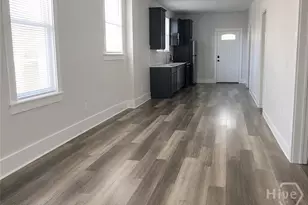 414 E 36th St, Savannah, GA 31401 - Photo 3