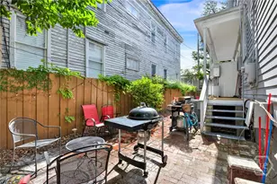 114 W Waldburg St, Savannah, GA 31401 - Photo 35