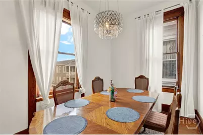 114 W Waldburg Street, Savannah, GA 31401 - Photo 27