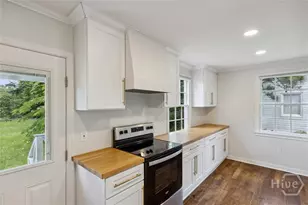 2032 Beech St, Savannah, GA 31404 - Photo 9