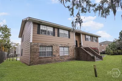 1220 E Victory Drive #1, Savannah, GA 31404 - Photo 1