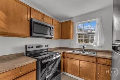 444 Price Street, Savannah, GA 31401 - Photo 13