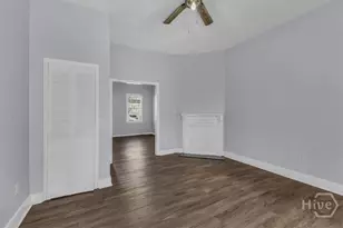 444 Price St, Savannah, GA 31401 - Photo 11