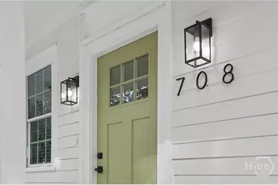 708 W 36th Street, Savannah, GA 31415 - Photo 5