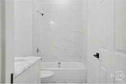 708 W 36th Street, Savannah, GA 31415 - Photo 21