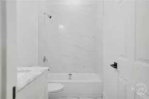 708 W 36th St, Savannah, GA 31415 - Photo 21