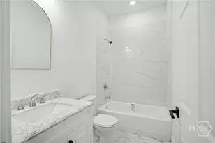 708 W 36th St, Savannah, GA 31415 - Photo 15