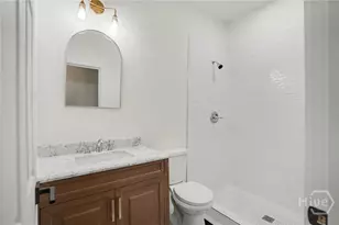 708 W 36th St, Savannah, GA 31415 - Photo 19