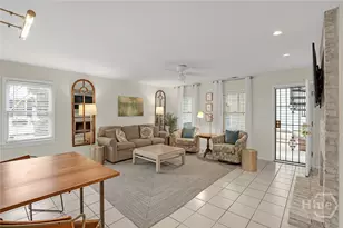 231 Houston St, Savannah, GA 31401 - Photo 51