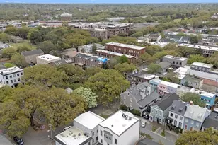 231 Houston St, Savannah, GA 31401 - Photo 69
