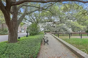 231 Houston St, Savannah, GA 31401 - Photo 65