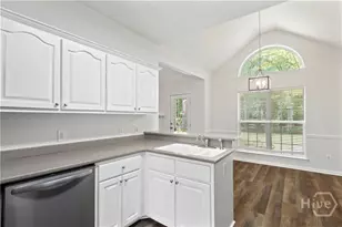 371 Marshview Dr, Richmond Hill, GA 31324 - Photo 13