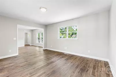 1312 E 52nd Street, Savannah, GA 31404 - Photo 13