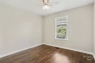 912 E 37th St, Savannah, GA 31401 - Photo 23