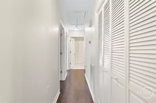 912 E 37th St, Savannah, GA 31401 - Photo 15