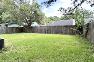 108 Peachtree Dr, Savannah, GA 31419 - Photo 19