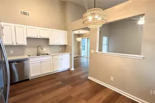 108 Peachtree Dr, Savannah, GA 31419 - Photo 7